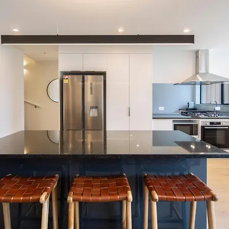 4 Bedroom Home With Elevated Views Of Lake Wakatipu & The Remarkables Queenstown Exterior photo