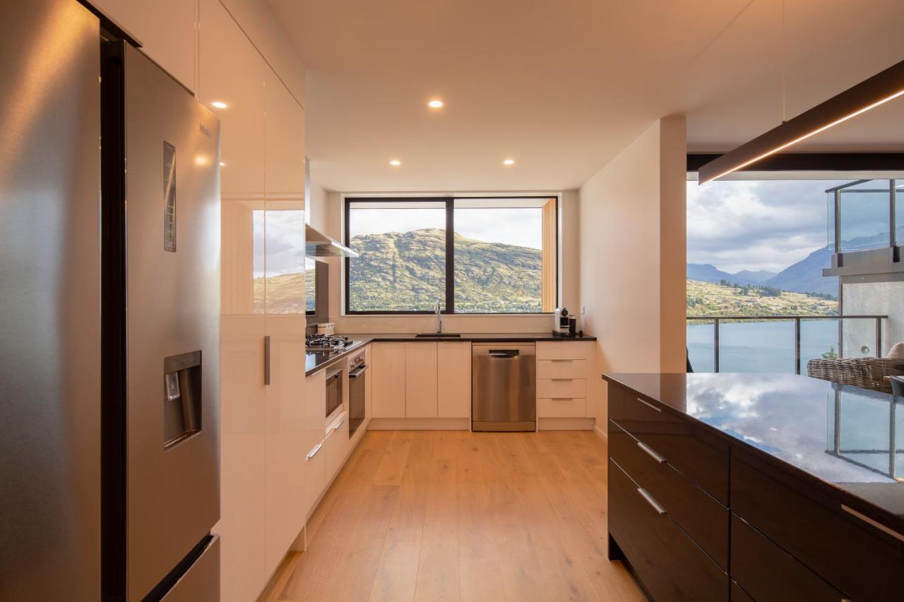 Ferienhaus 4 Bedroom With Elevated Views Of Wakatipu & The Remarkables *