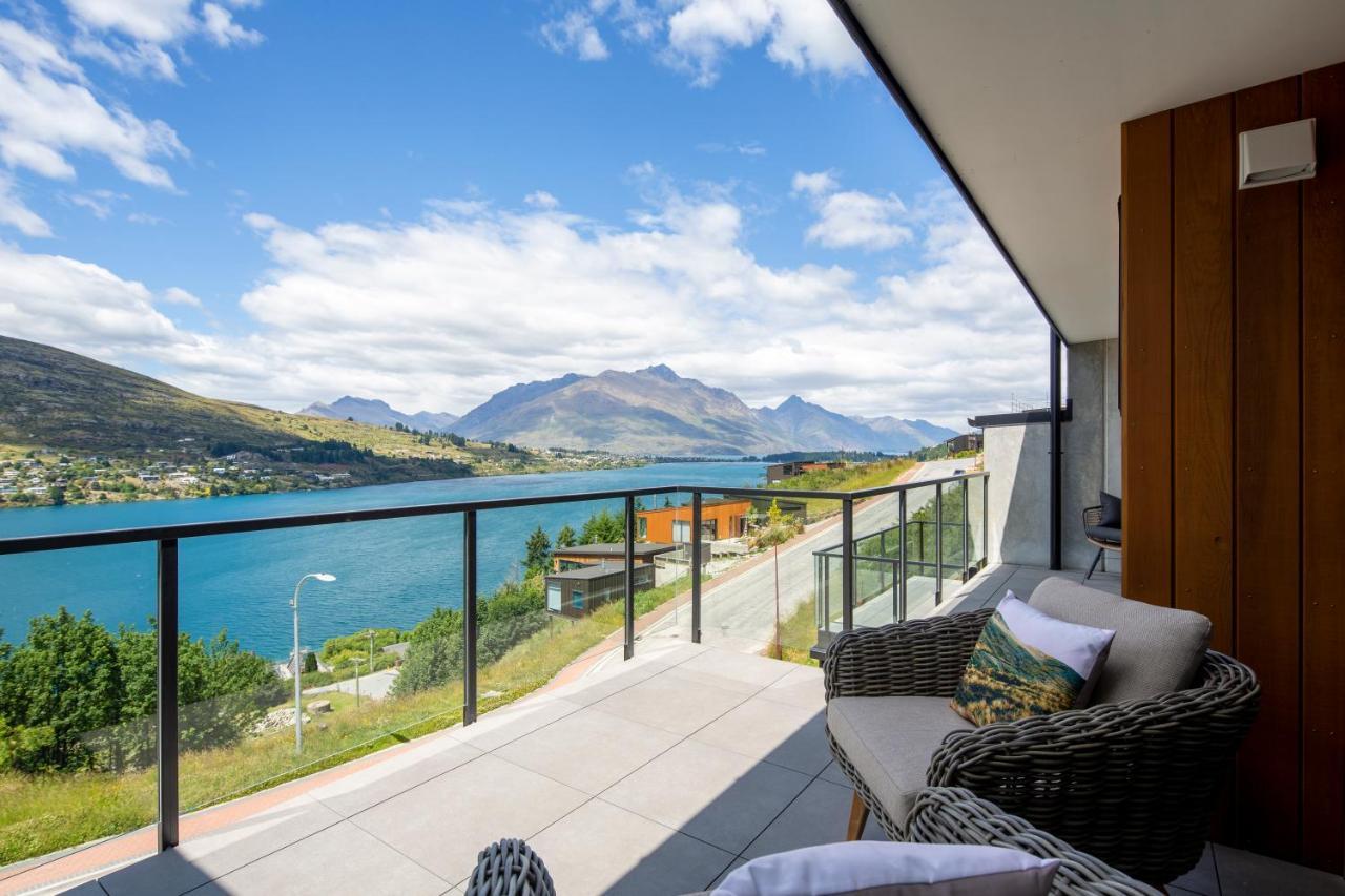 4 Bedroom With Elevated Views Of Wakatipu & The Remarkables Ferienhaus Queenstown